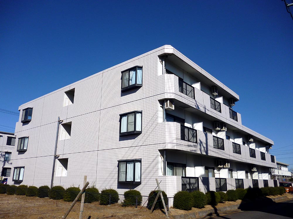 【ロイヤルKⅡマンション】生活に便利な桜エリア・収納の大きいマンション！