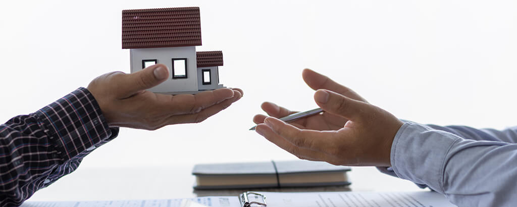 ［お役立ち不動産コラム］VOL.49　［2023年4月から法改正］不動産を相続したらやるべきことが増える？不要な土地は国が引き取ってくれる？